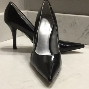 Nine West Black Patent Leather Heels - Nice!